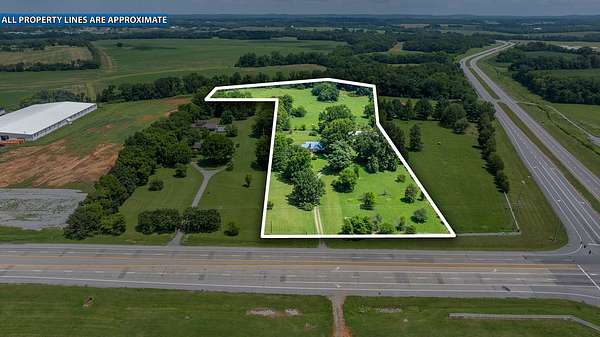 12 Acres of Land with Home for Sale in Hopkinsville, Kentucky