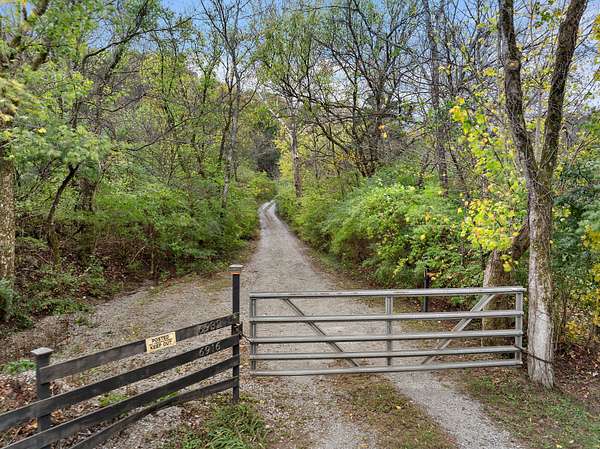 8.19 Acres of Residential Land for Sale in Nashville, Tennessee