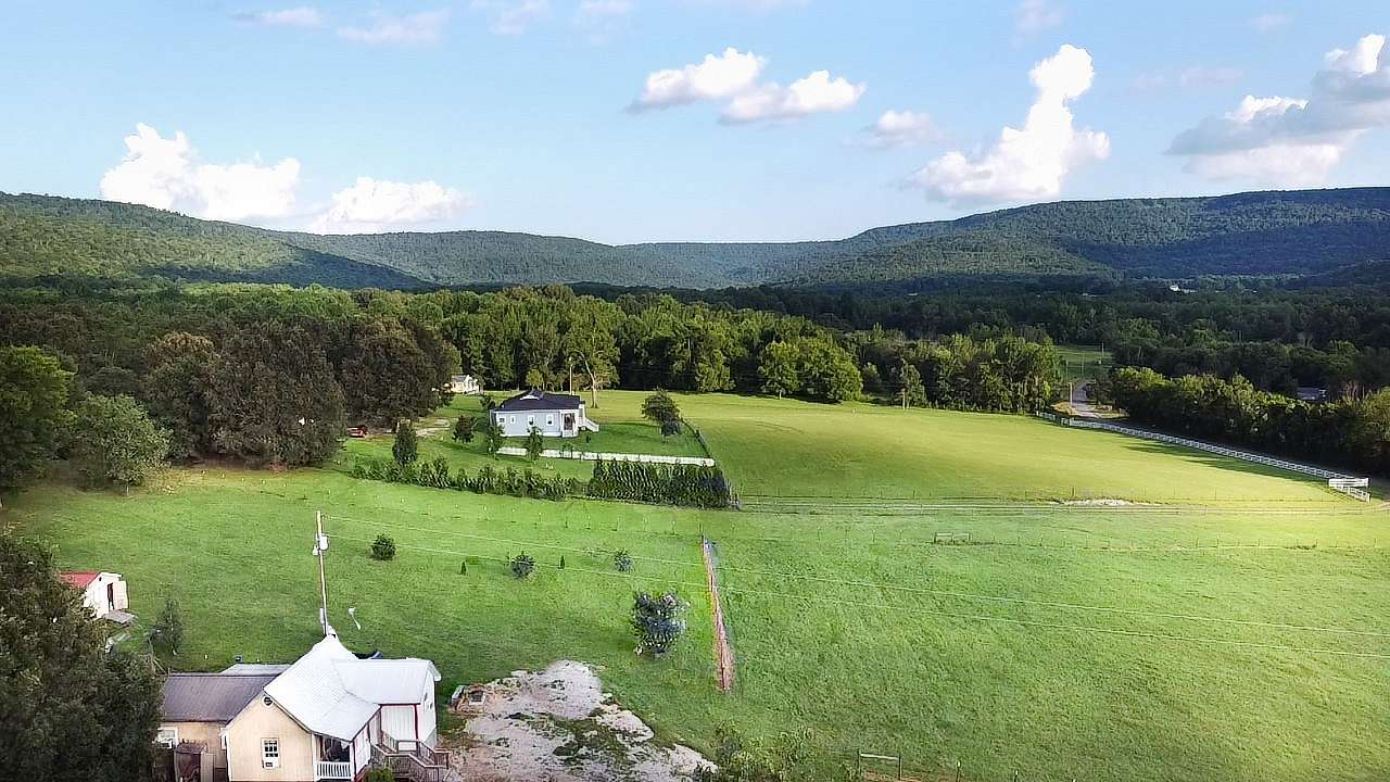 10 Acres of Land with Home for Sale in Morrison, Tennessee