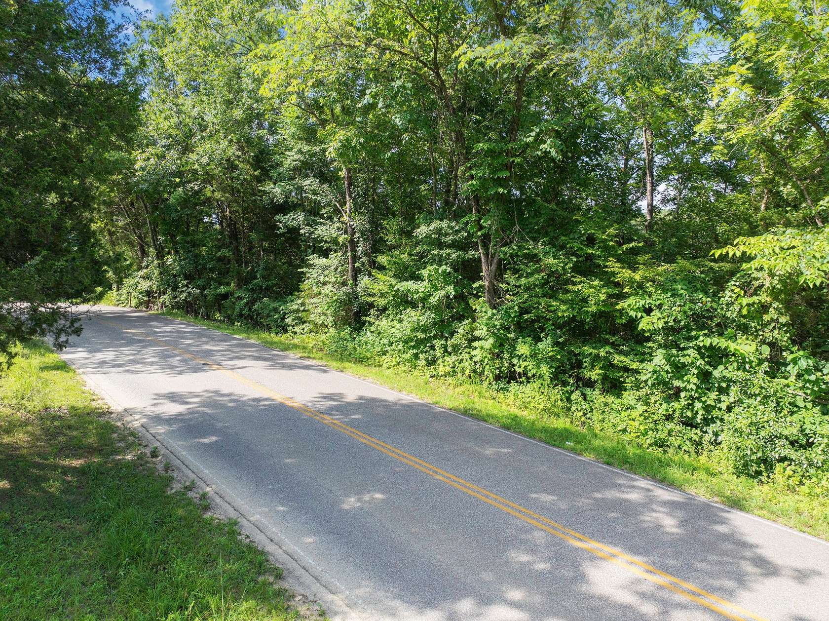 9.89 Acres of Residential Land for Sale in Decaturville, Tennessee