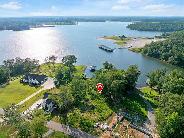 1 Acre of Residential Land for Sale in Huntingdon, Tennessee