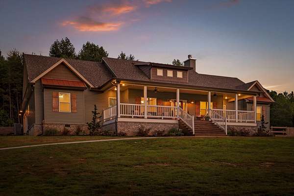 4 Acres of Residential Land with Home for Sale in Dunlap, Tennessee