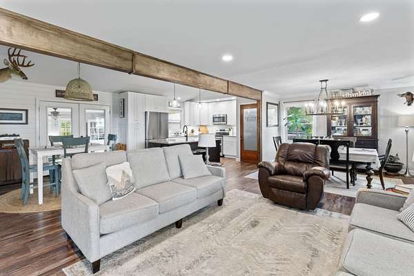 6.25 Acres of Residential Land with Home for Sale in Gallatin, Tennessee