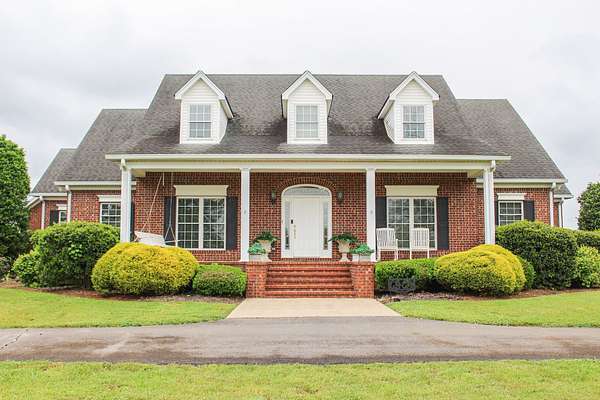 3.25 Acres of Residential Land with Home for Sale in Murfreesboro, Tennessee