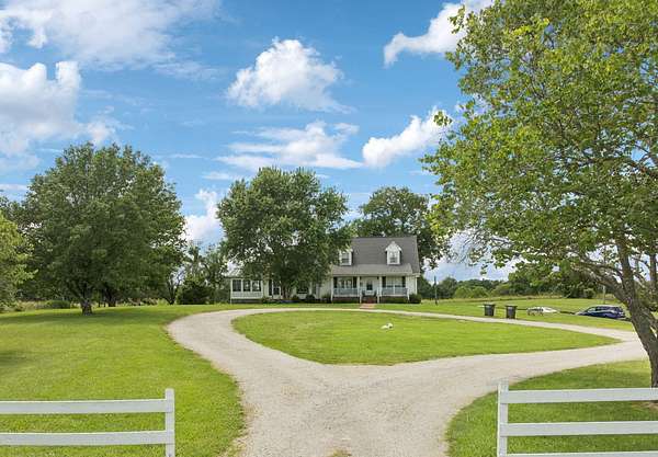 22.8 Acres of Land with Home for Sale in Lewisburg, Tennessee