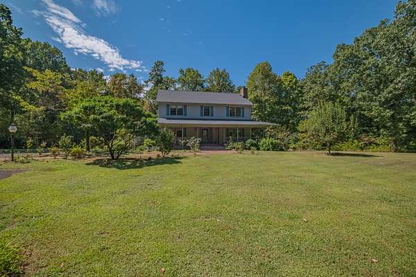 15.9 Acres of Land with Home for Sale in Wartrace, Tennessee