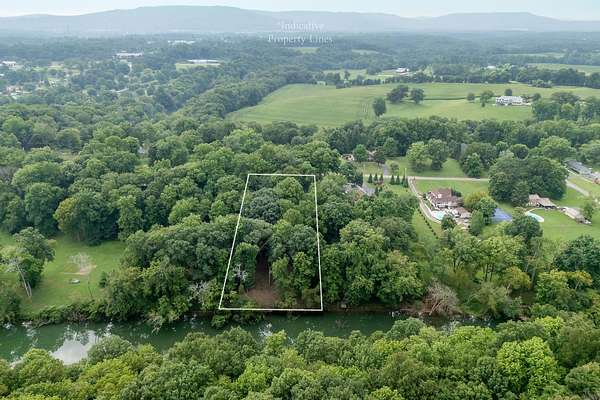 1.4 Acres of Residential Land for Sale in McMinnville, Tennessee