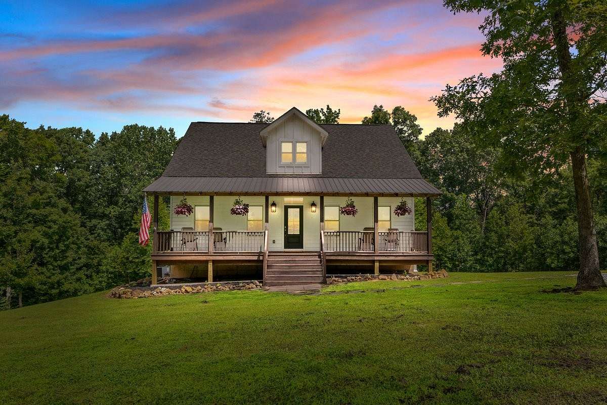 32.3 Acres of Recreational Land with Home for Sale in Vanleer, Tennessee