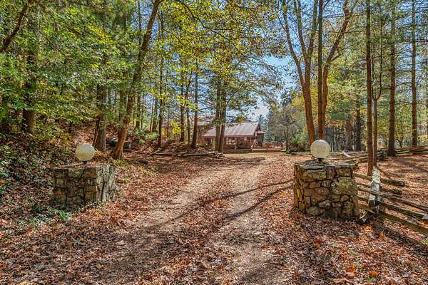 42 Acres of Land with Home for Sale in Pulaski, Tennessee