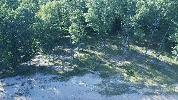 8 Acres of Residential Land for Sale in Linden, Tennessee