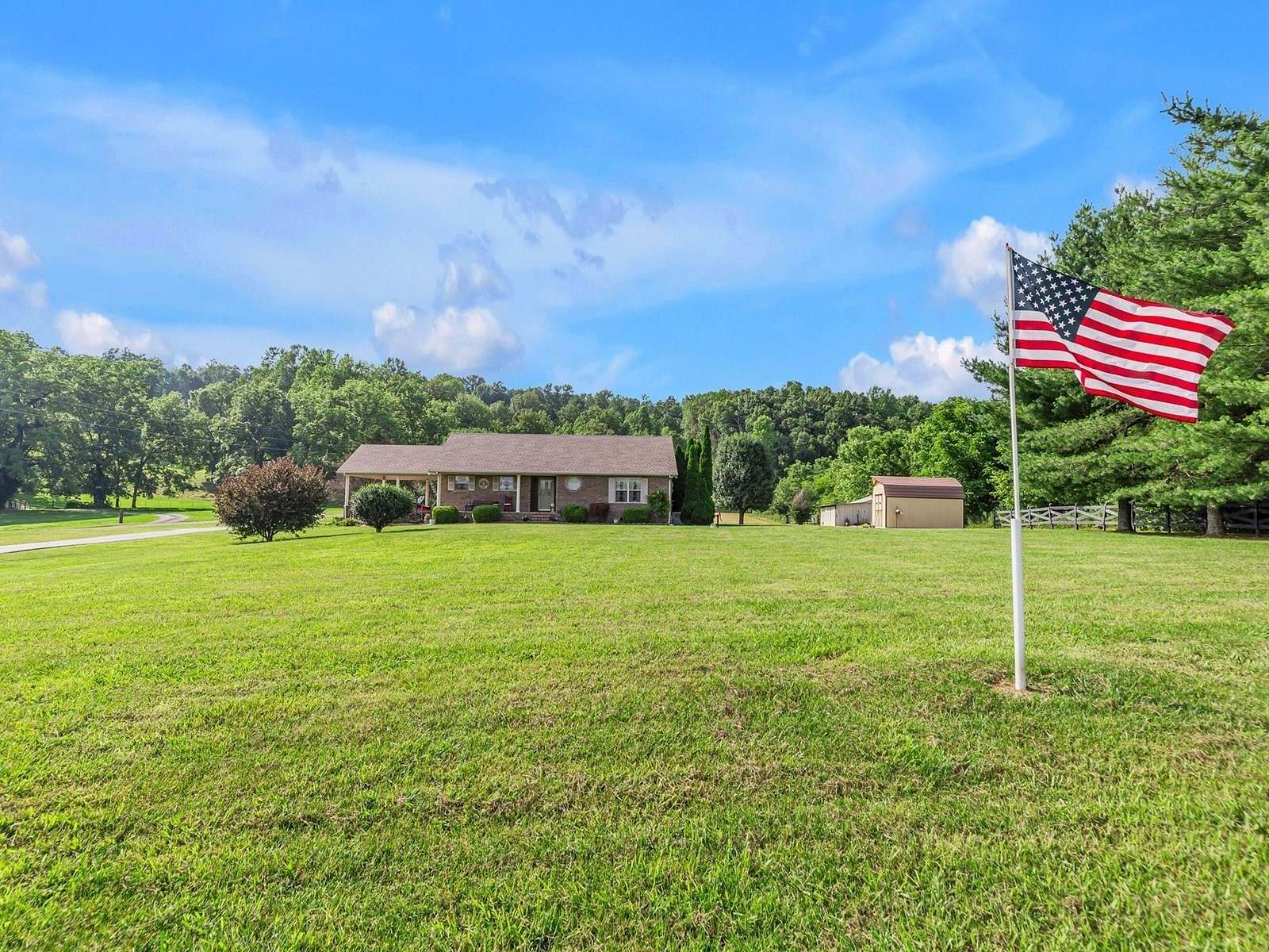 3.47 Acres of Residential Land with Home for Sale in Morrison, Tennessee