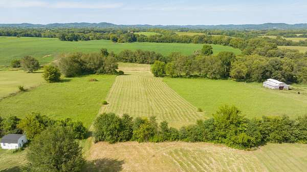 5 Acres of Agricultural Land for Sale in Gallatin, Tennessee