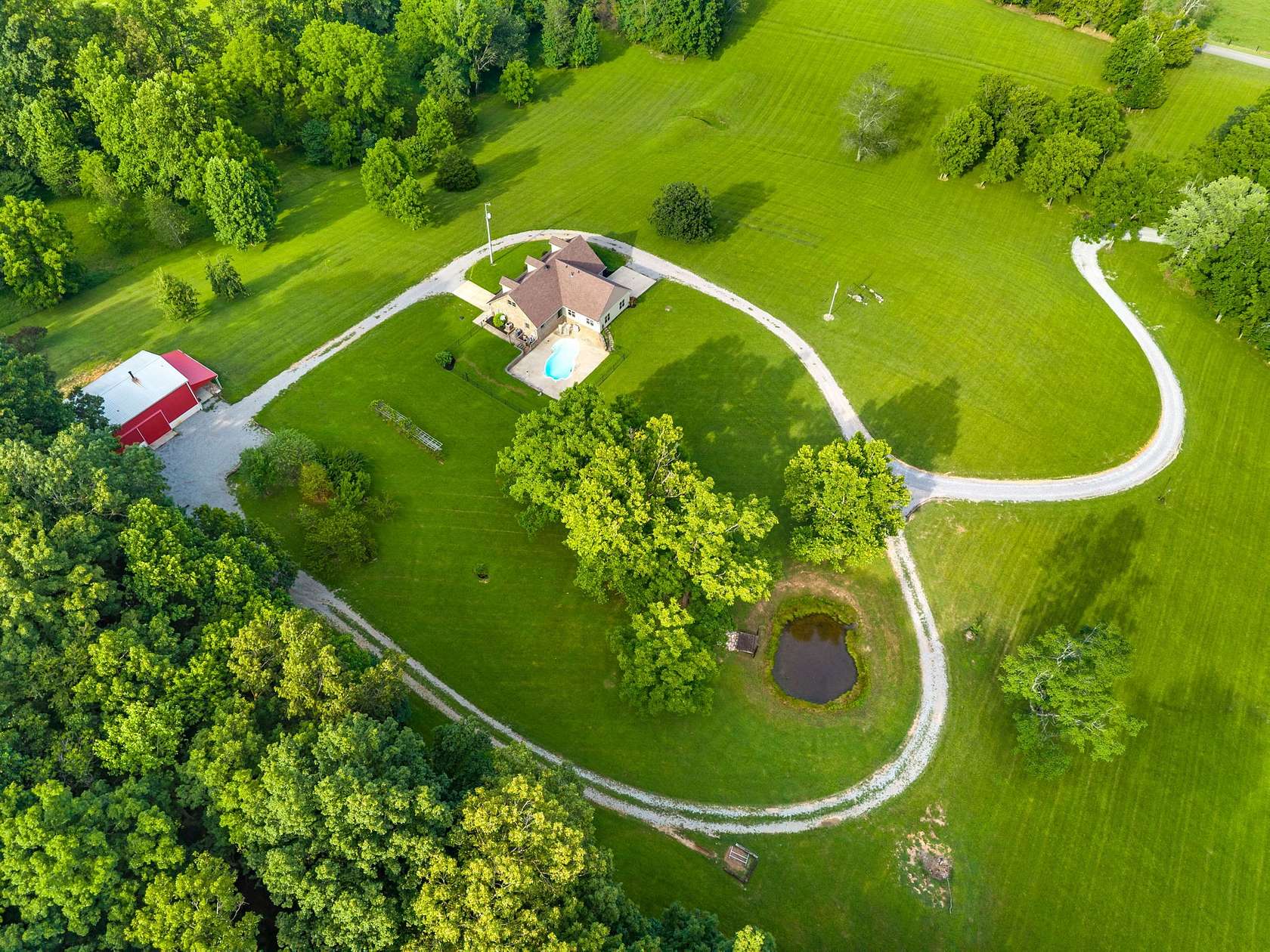 13.5 Acres of Land with Home for Sale in Chapmansboro, Tennessee