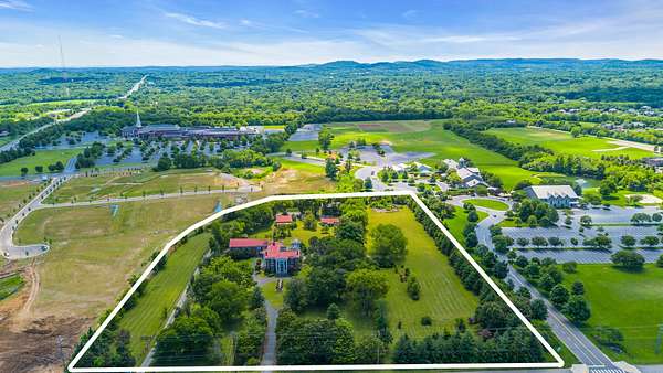 9 Acres of Improved Land for Sale in Brentwood, Tennessee