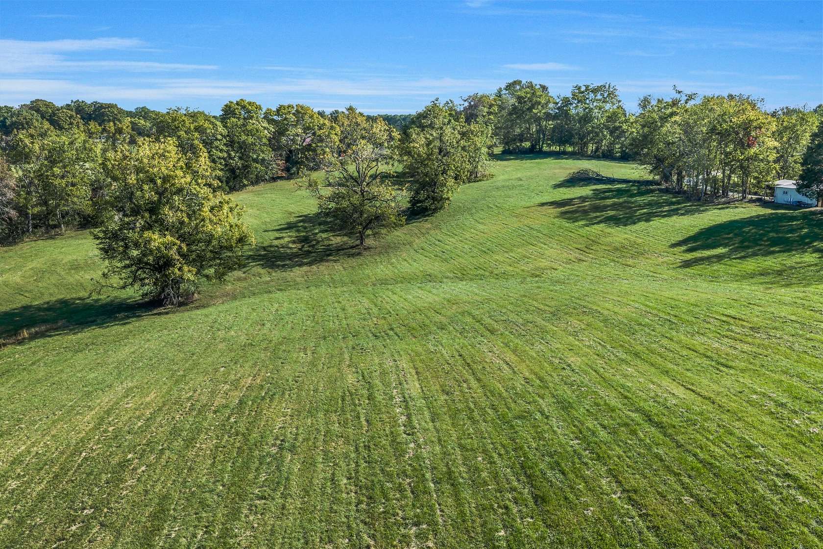 26.4 Acres of Agricultural Land for Sale in Clarksville, Tennessee
