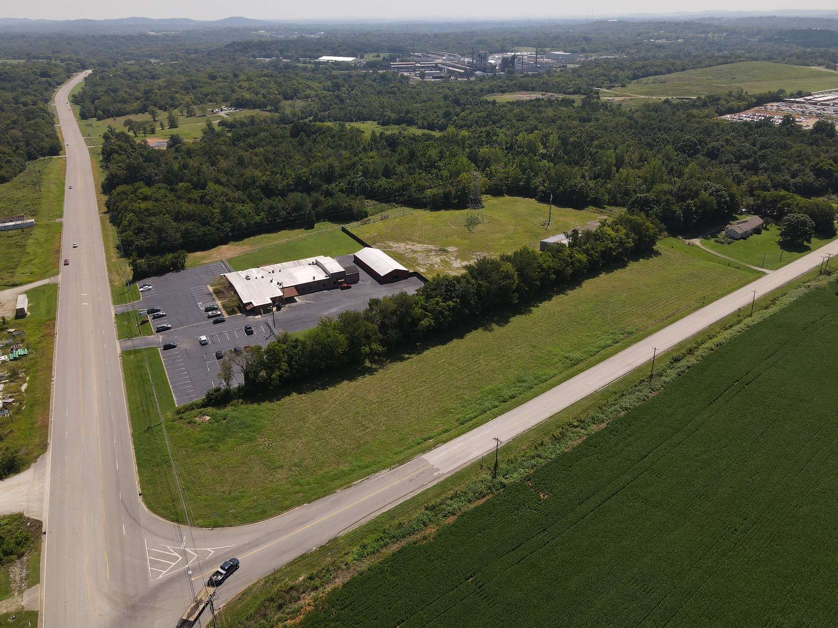2.75 Acres of Commercial Land for Sale in Columbia, Tennessee