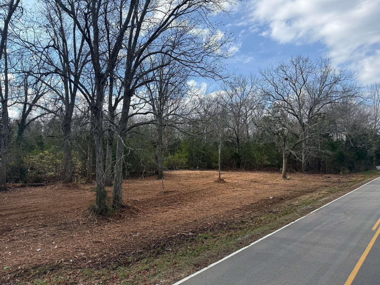 12 Acres of Land for Sale in Lewisburg, Tennessee