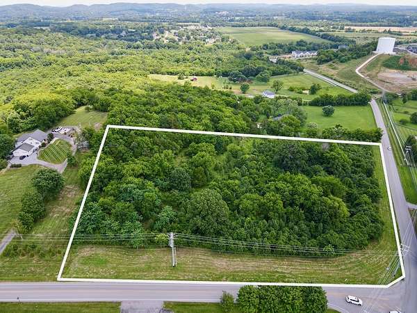 6.15 Acres of Residential Land for Sale in Thompson's Station, Tennessee