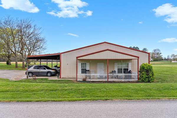 3.34 Acres of Residential Land with Home for Sale in Pembroke, Kentucky