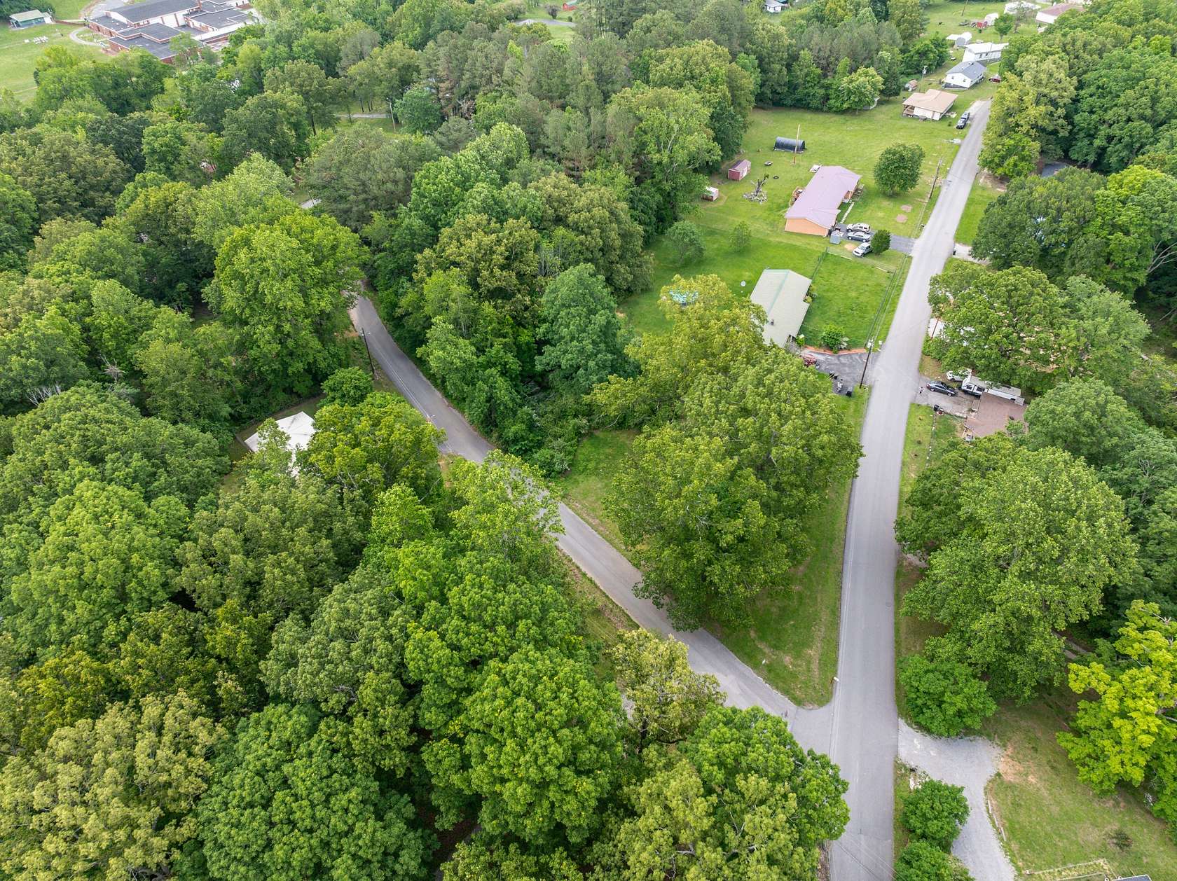 2 Acres of Residential Land for Sale in Erin, Tennessee