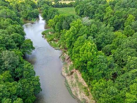 71.9 Acres of Agricultural Land for Sale in Shelbyville, Tennessee