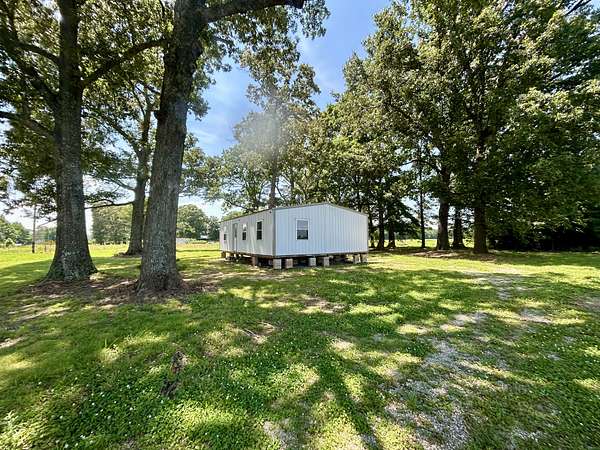 1.54 Acres of Land with Home for Sale in Winchester, Tennessee