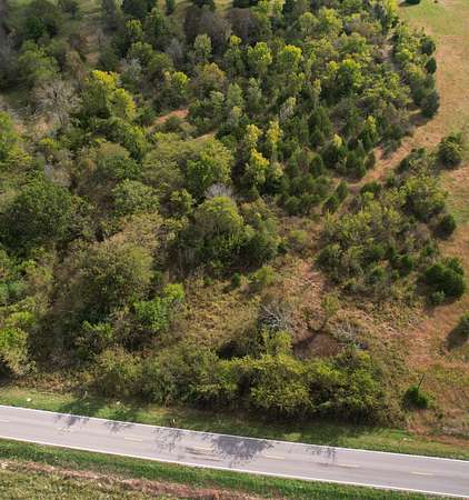 7 Acres of Land for Sale in Lewisburg, Tennessee