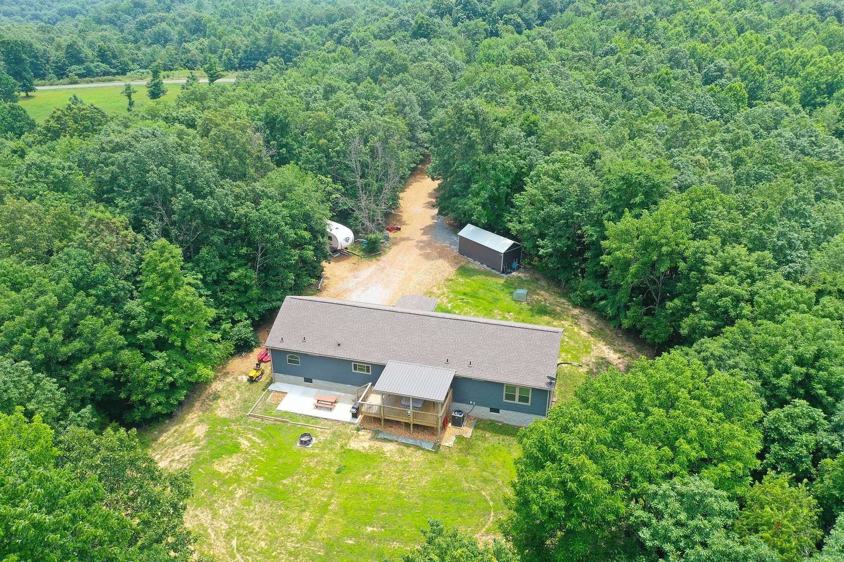 43 Acres of Land with Home for Sale in Dover, Tennessee