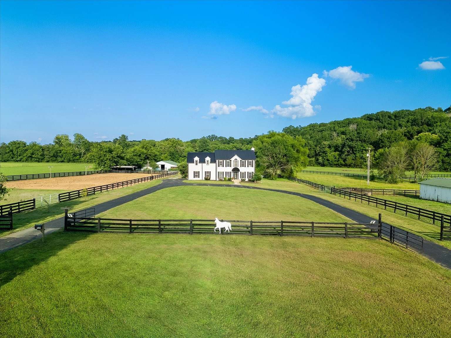 14.4 Acres of Land for Sale in Franklin, Tennessee