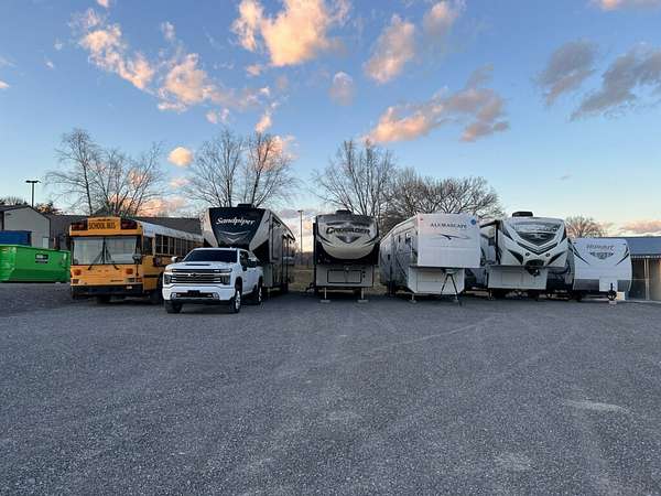 4.26 Acres of Improved Commercial Land for Sale in Gallatin, Tennessee