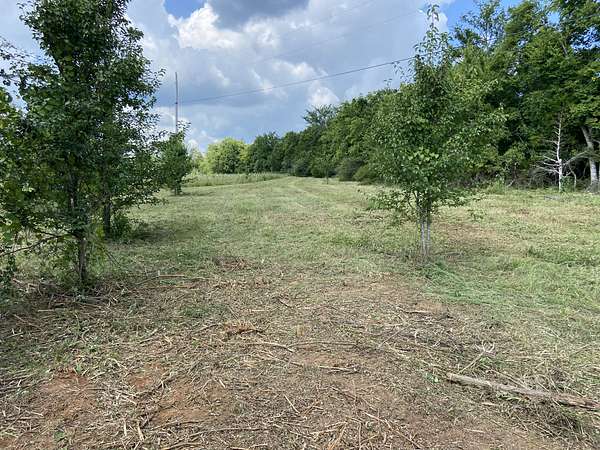 5 Acres of Residential Land for Sale in Lewisburg, Tennessee