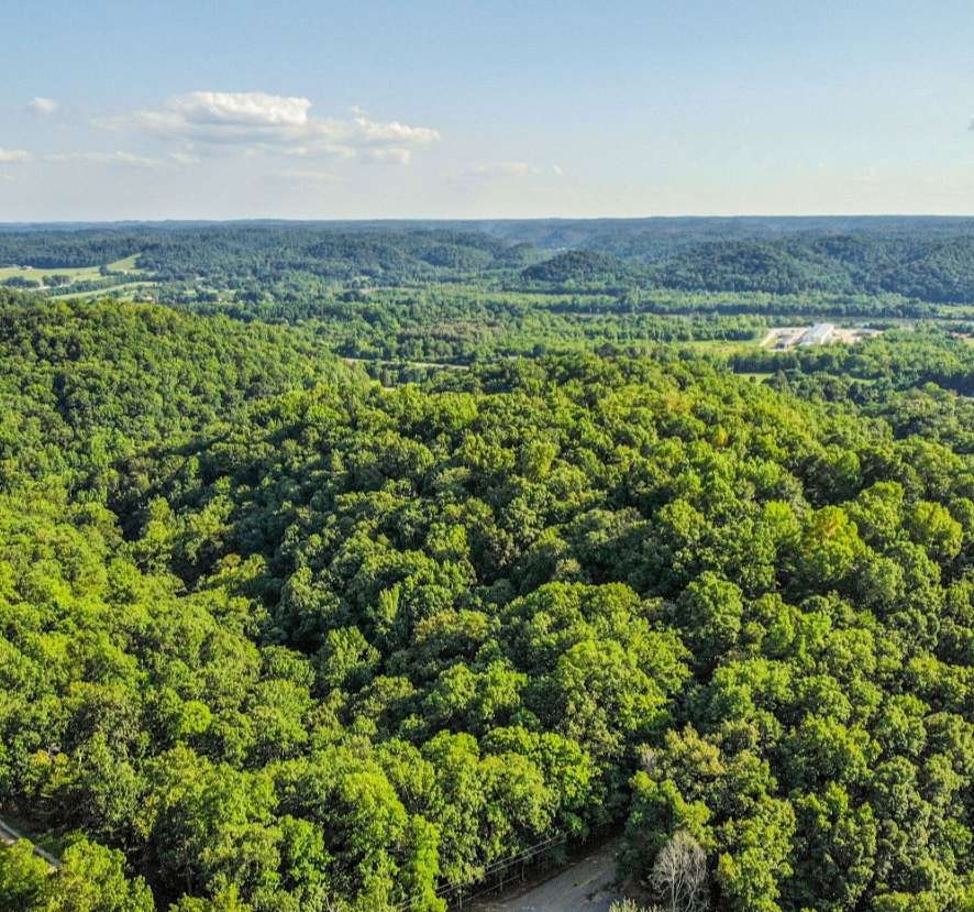 5 Acres of Residential Land for Sale in Ashland City, Tennessee