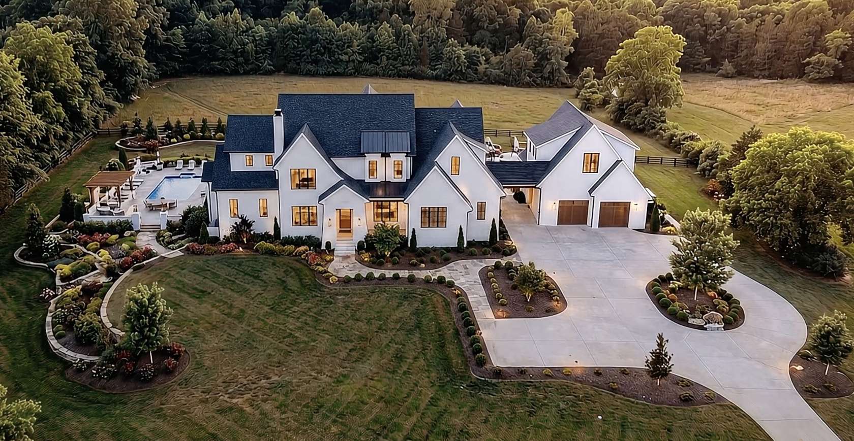 15 Acres of Land for Sale in Franklin, Tennessee