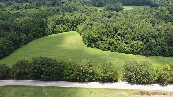 5 Acres of Land for Sale in Indian Mound, Tennessee