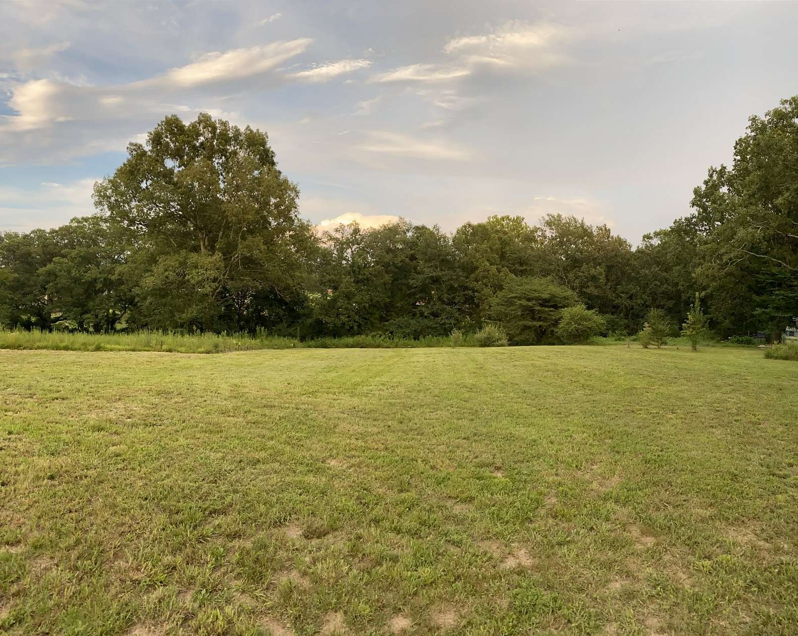 1.25 Acres of Residential Land for Sale in Nunnelly, Tennessee