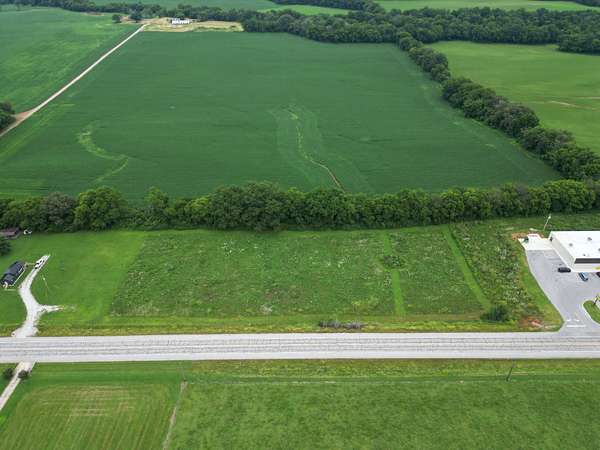 2 Acres of Residential Land for Sale in Winchester, Tennessee