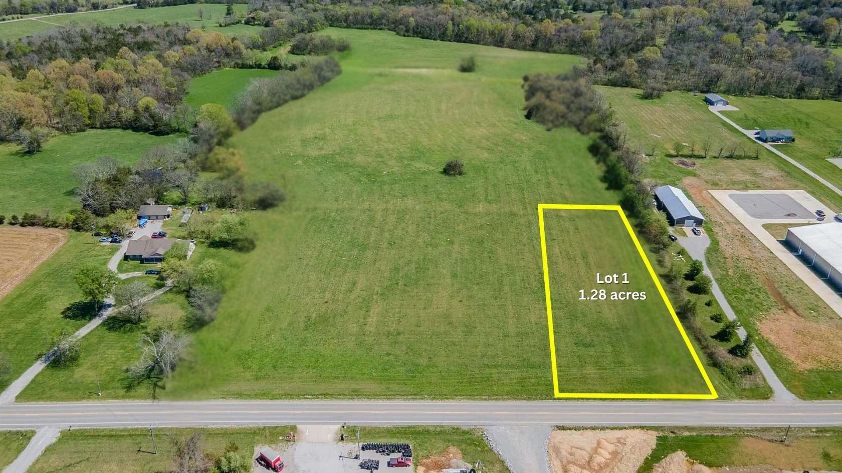 1.28 Acres of Mixed-Use Land for Sale in Chapel Hill, Tennessee