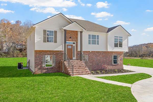 2.28 Acres of Residential Land with Home for Sale in Cunningham, Tennessee