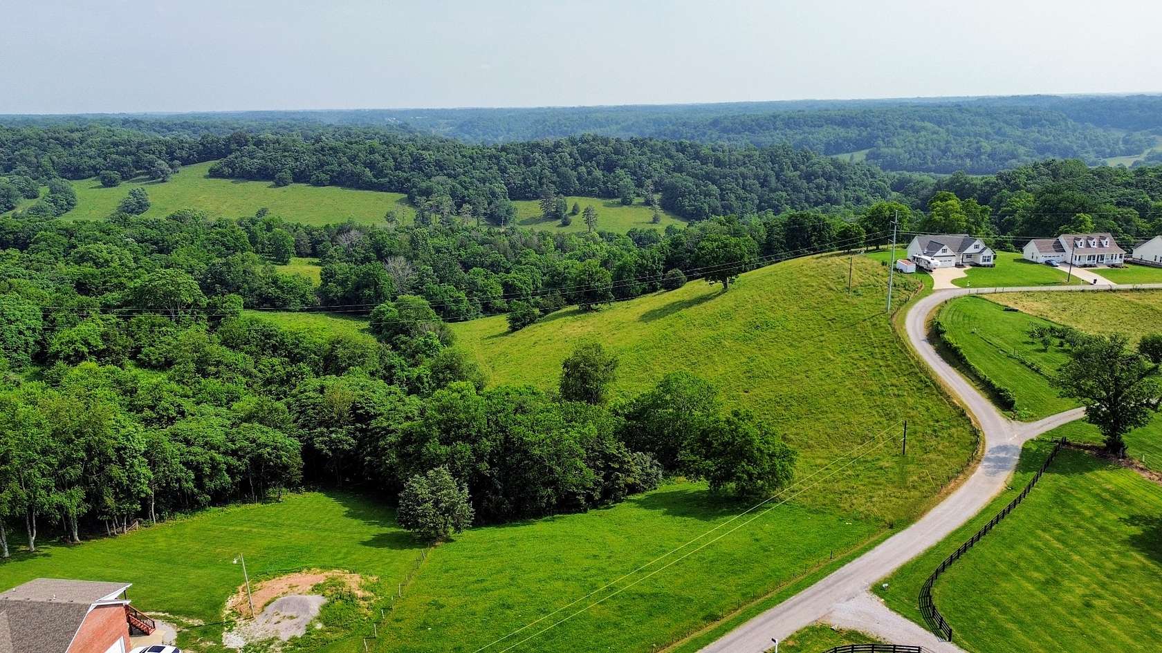 33 Acres of Land for Sale in Pulaski, Tennessee