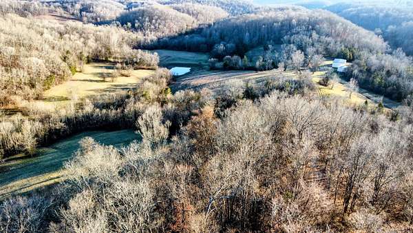 424 Acres of Land with Home for Sale in Lynnville, Tennessee