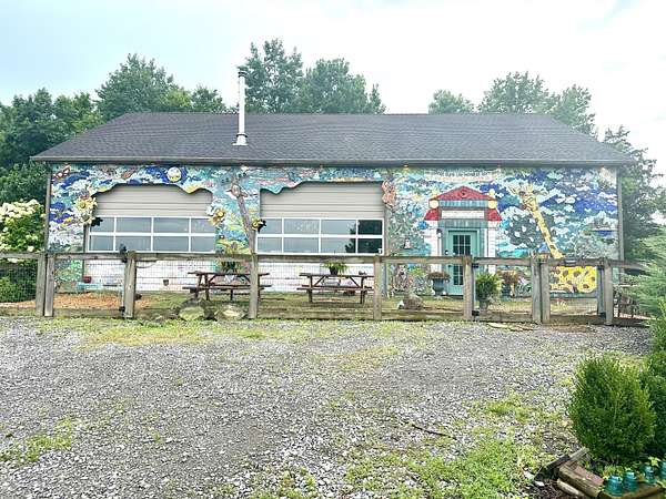 5 Acres of Residential Land with Home for Sale in Bell Buckle, Tennessee