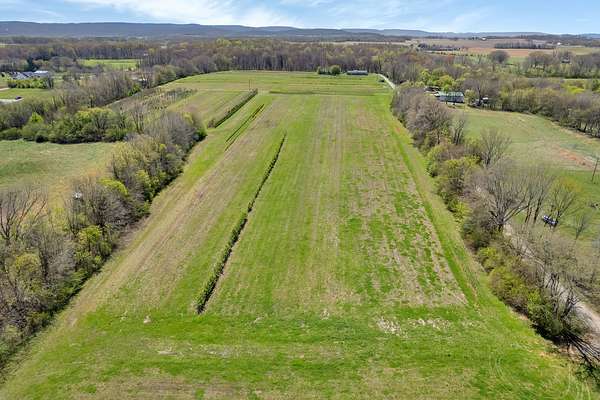 20.7 Acres of Land for Sale in Winchester, Tennessee