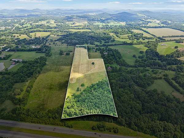 26 Acres of Agricultural Land for Sale in College Grove, Tennessee