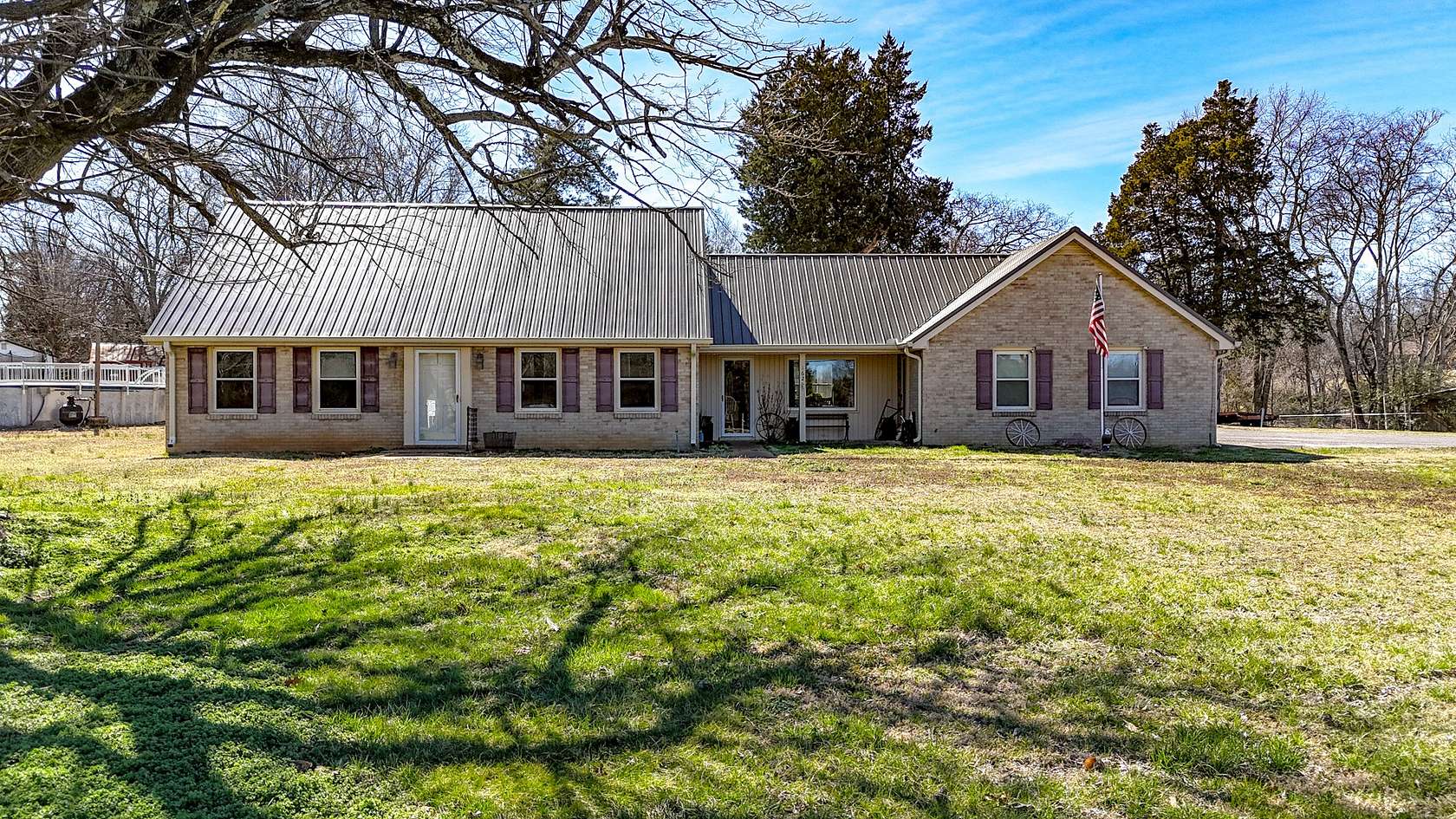 1.8 Acres of Residential Land with Home for Sale in Shelbyville, Tennessee