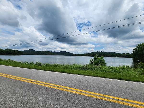 12.7 Acres of Agricultural Land for Sale in Granville, Tennessee