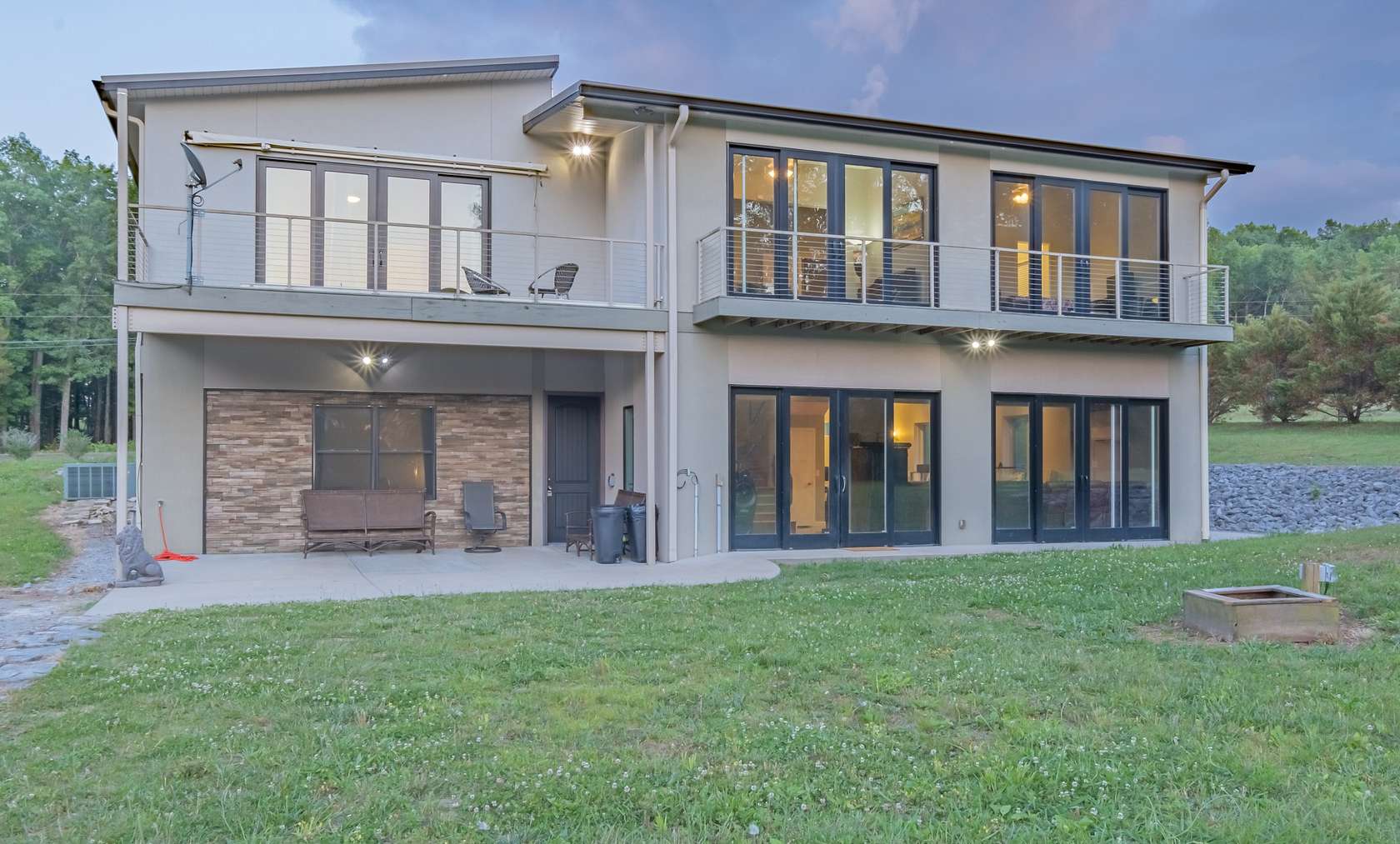 5 Acres of Residential Land with Home for Sale in Lascassas, Tennessee