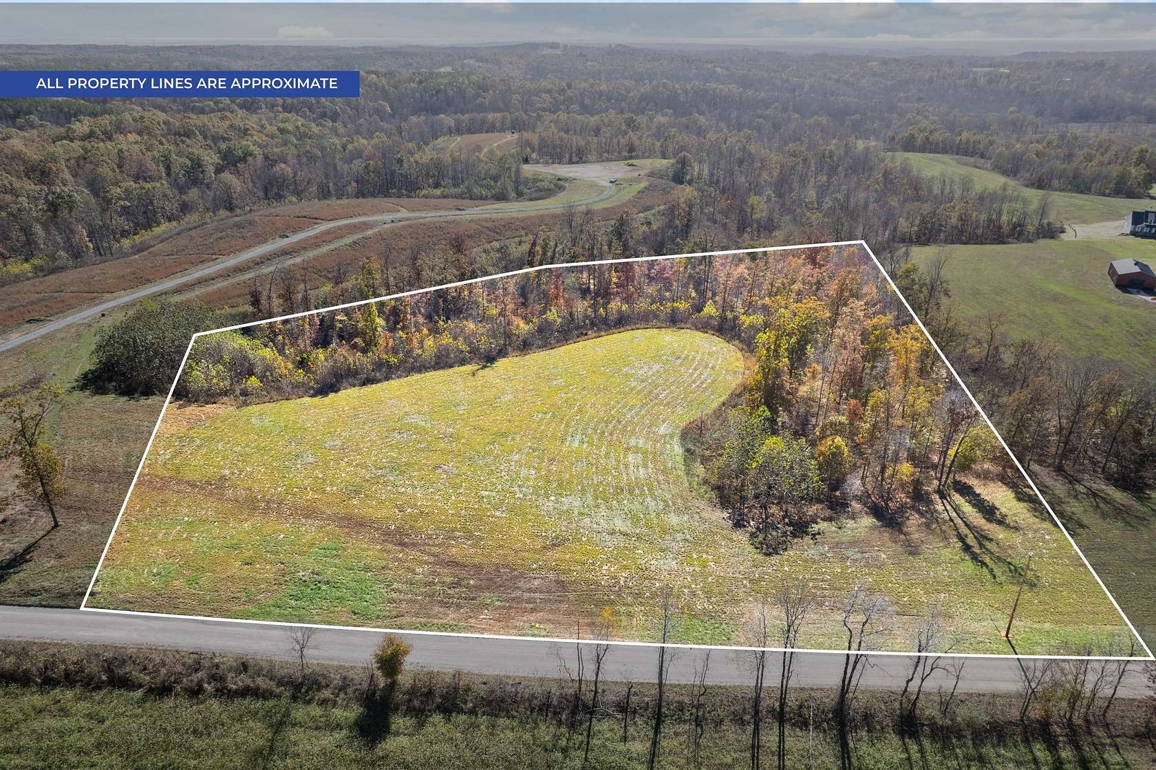 5 Acres of Residential Land for Sale in Indian Mound, Tennessee