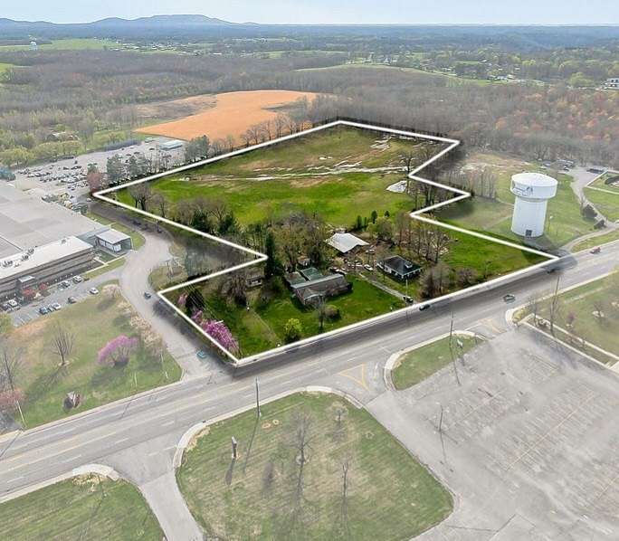 13.3 Acres of Land for Sale in Smithville, Tennessee