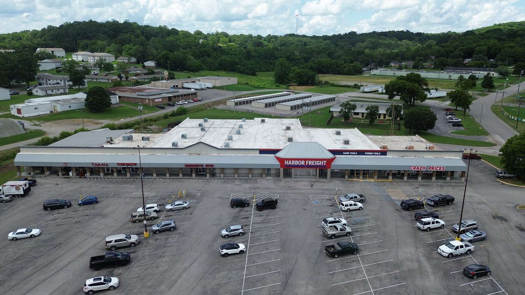 7 Acres of Improved Commercial Land for Sale in Pulaski, Tennessee