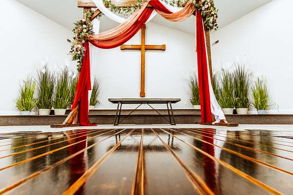 25.4 Acres of Improved Commercial Land for Sale in Buena Vista, Tennessee